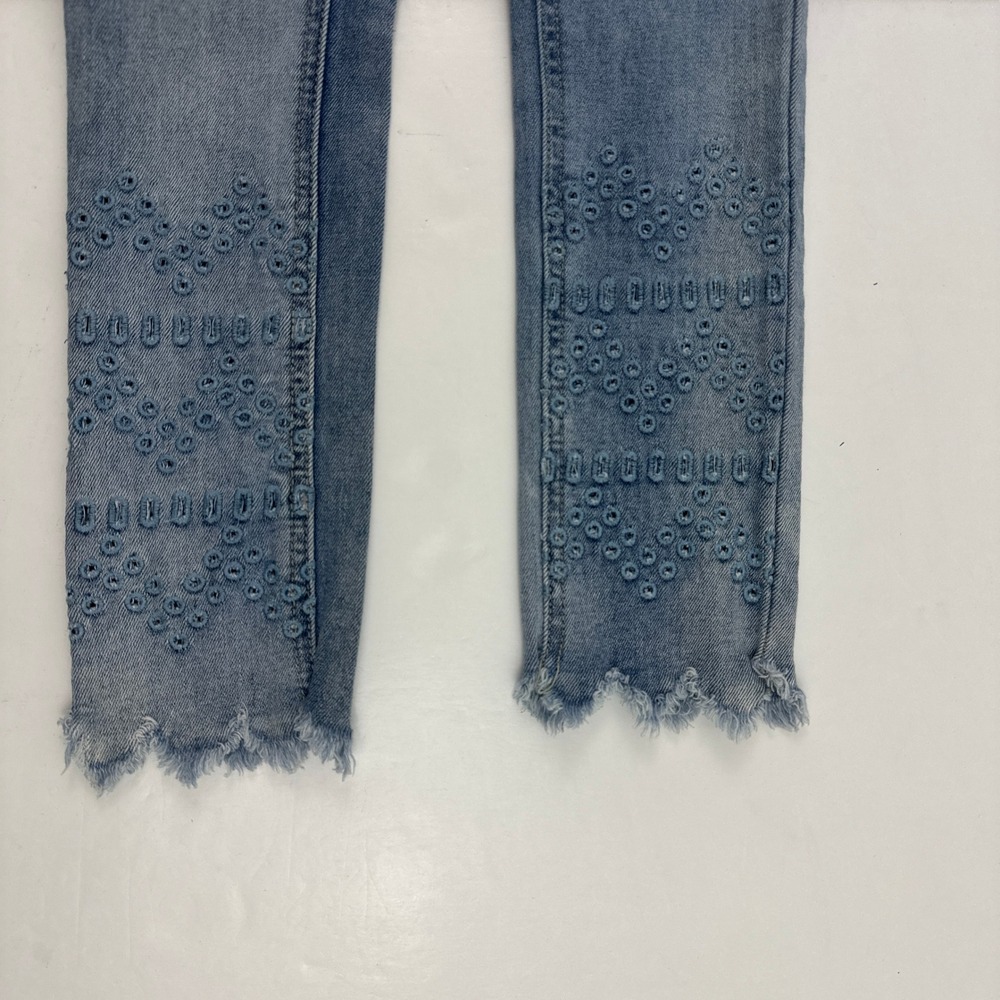 Indigo Rein Ankle Jeans Womens 1/24 Blue Embroidered Raw Hem Skinny Denim - Picture 3 of 6